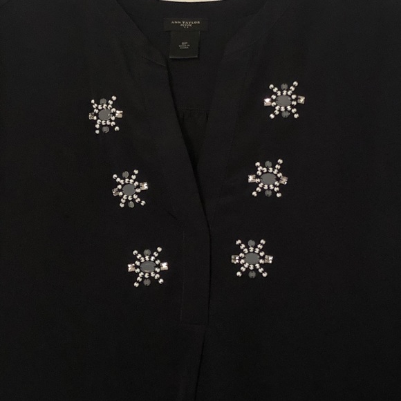 Ann Taylor Navy Blue Blouse - Picture 2 of 3